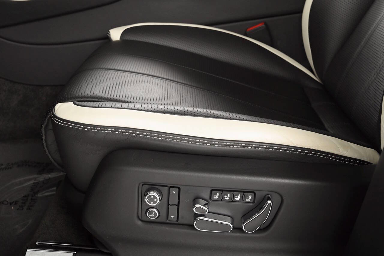 Used 2021 Bentley Bentayga Speed image 21