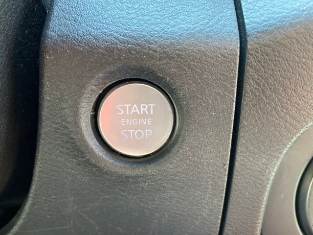 Used 2022 Nissan Frontier PRO-4X AWD/4WD image 10