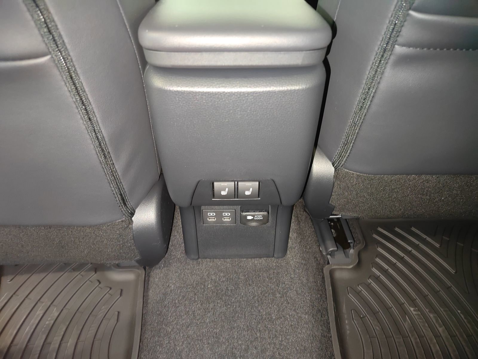 New 2026 Toyota Prius Plug-In Hybrid w/ Limited Premium Package FWD image 31