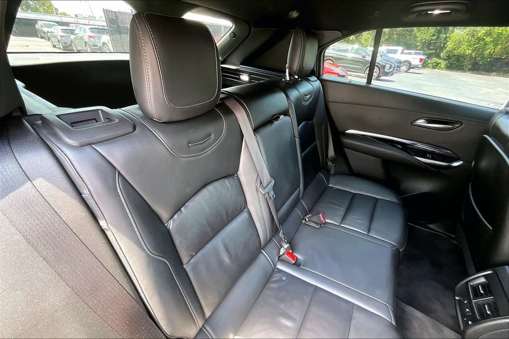 Used 2023 Cadillac XT4 Luxury AWD/4WD image 25