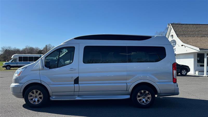 Used 2016 Ford Transit 150 XLT RWD image 11