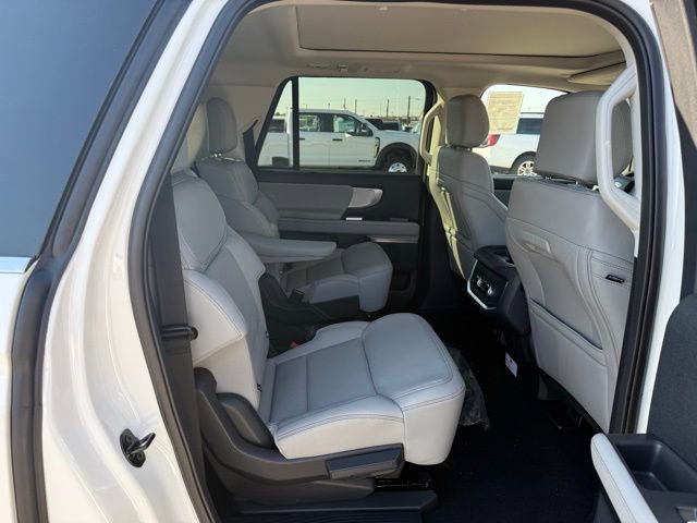 New 2025 Ford Expedition Max Active image 10