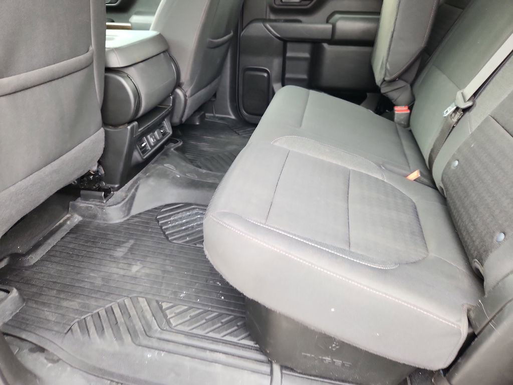 Used 2022 Chevrolet Silverado 3500 LT w/ Convenience Package image 8