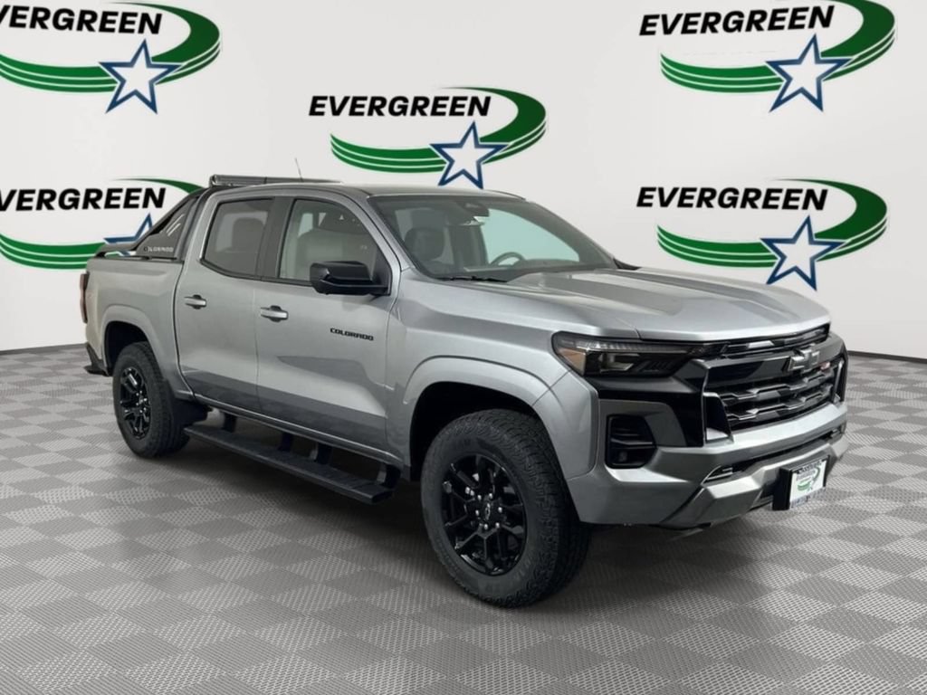 Used 2025 Chevrolet Colorado Z71 w/ Midnight Edition AWD/4WD image 7