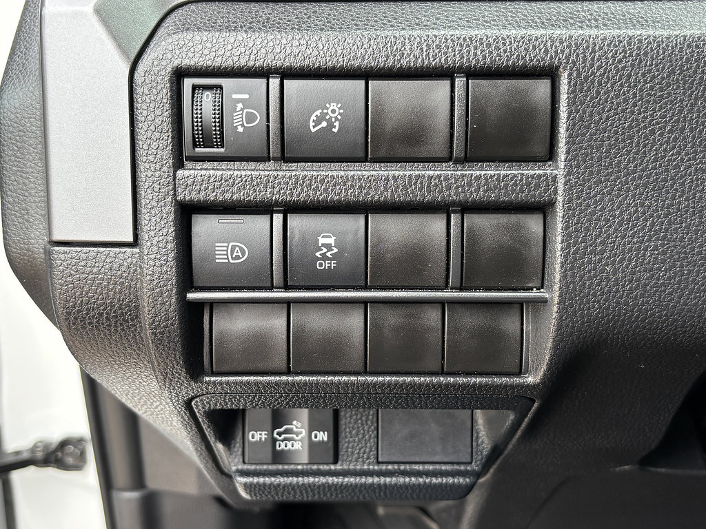 Certified 2026 Toyota Tacoma SR5 AWD/4WD image 26