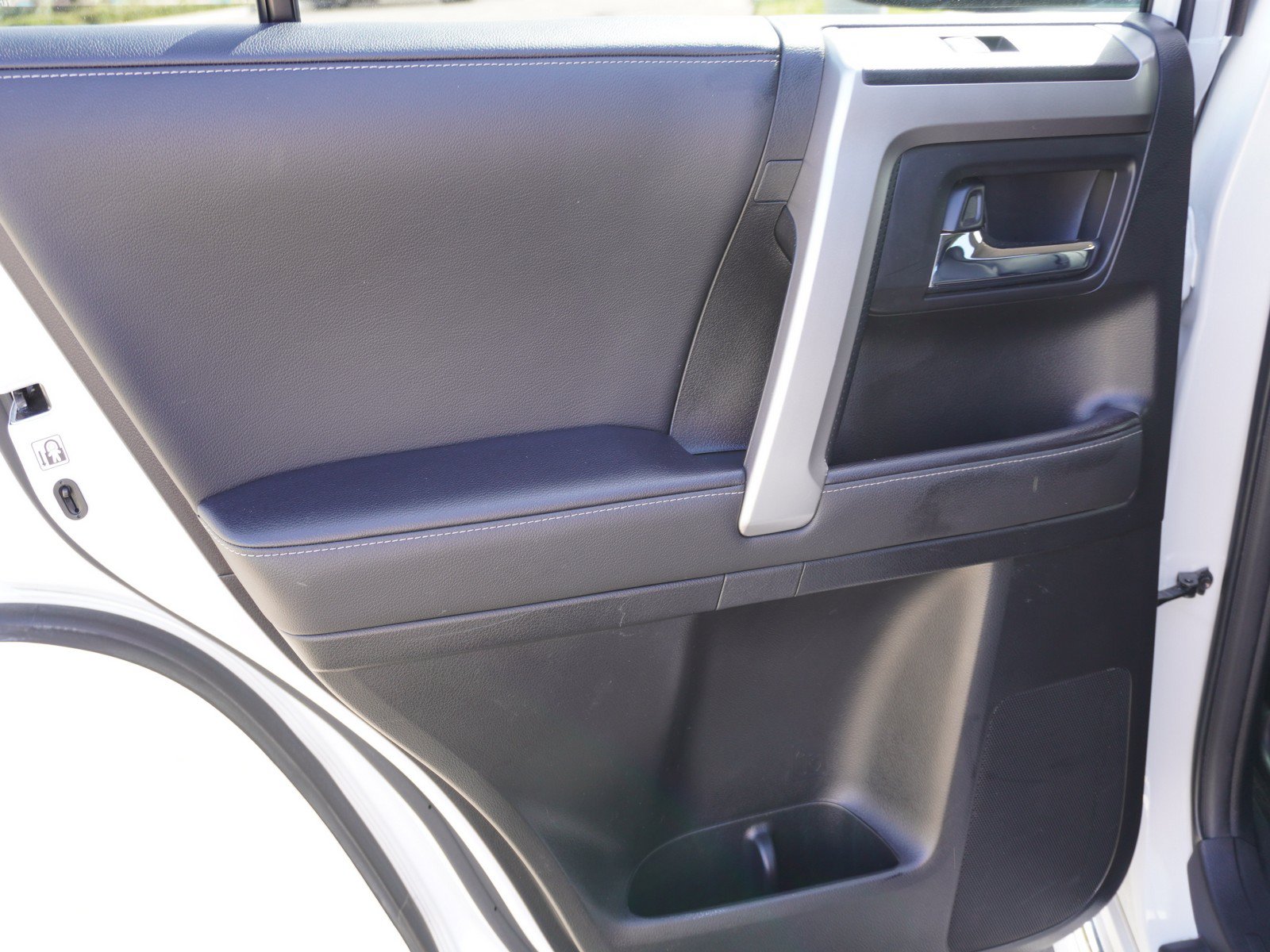Used 2024 Toyota 4Runner Limited AWD/4WD image 12