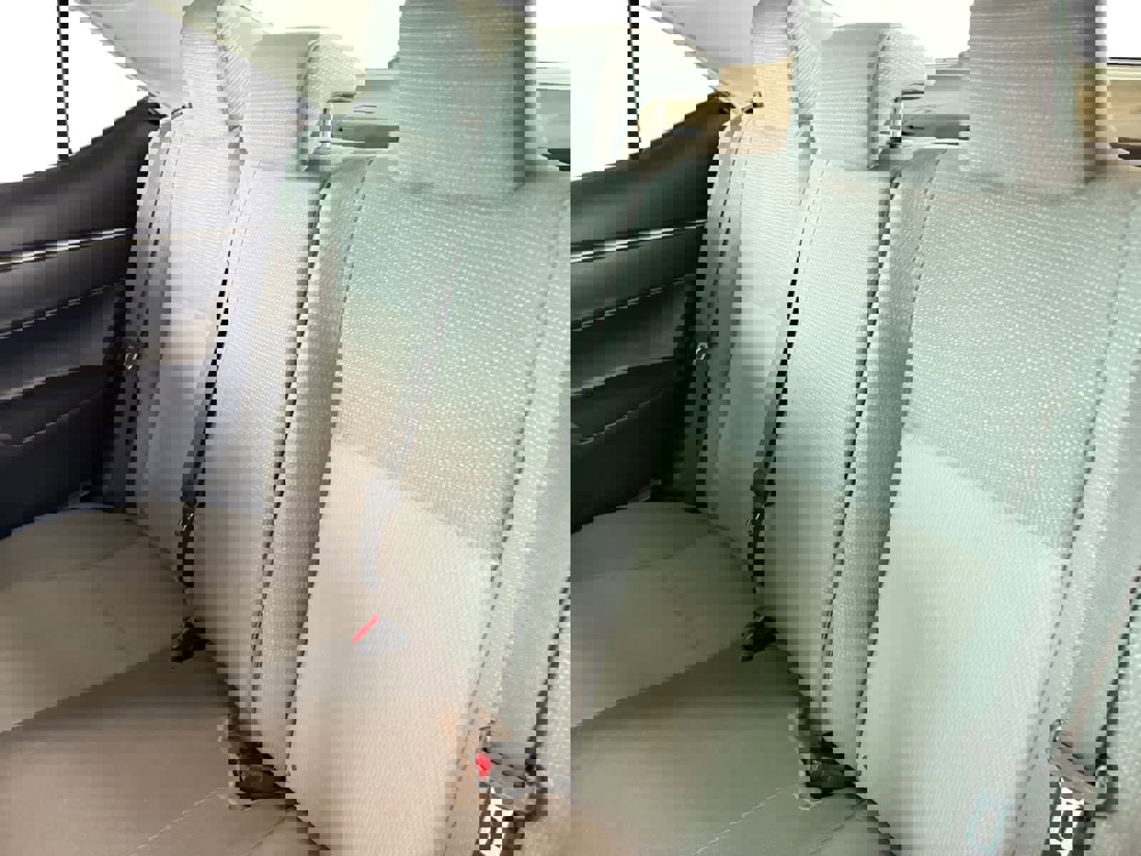 Used 2014 Toyota Corolla L FWD image 13