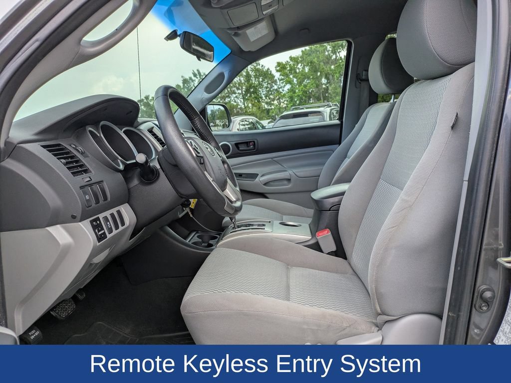Used 2015 Toyota Tacoma PreRunner w/ SR5 Package RWD image 13
