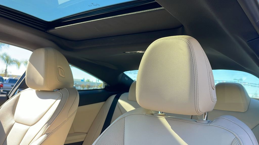 Used 2025 BMW 430i Coupe w/ Premium Package image 12