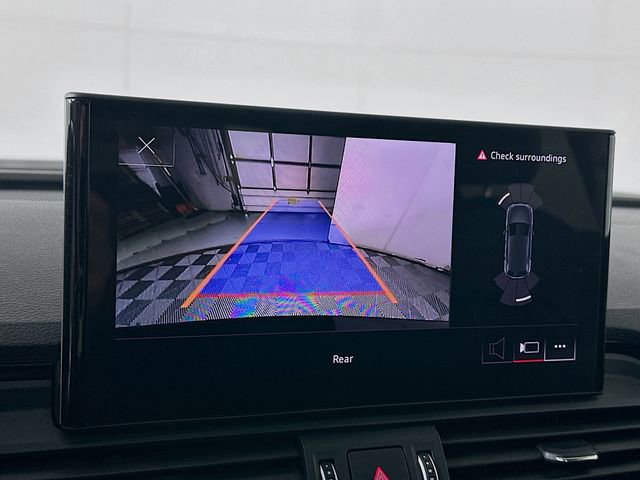 Used 2023 Audi Q5 2.0T Premium w/ Convenience Package image 14