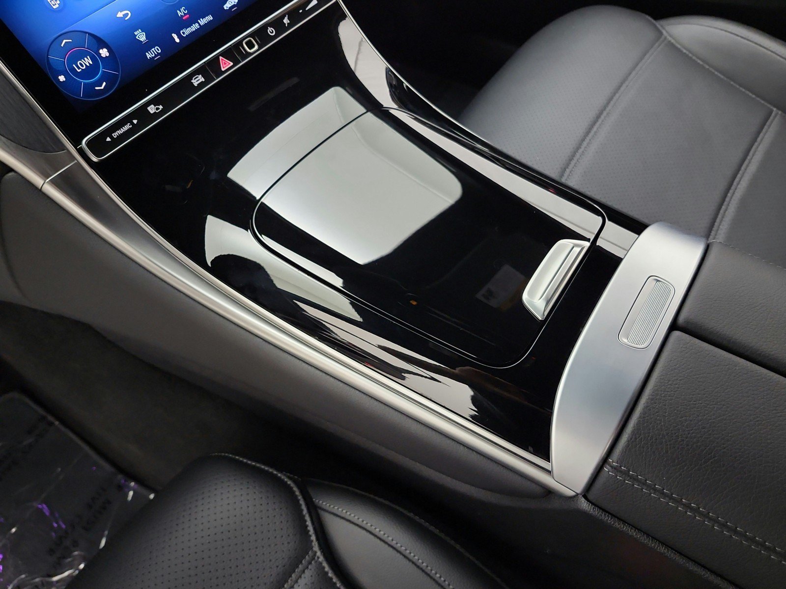 Certified 2026 Mercedes-Benz GLC 300 image 11