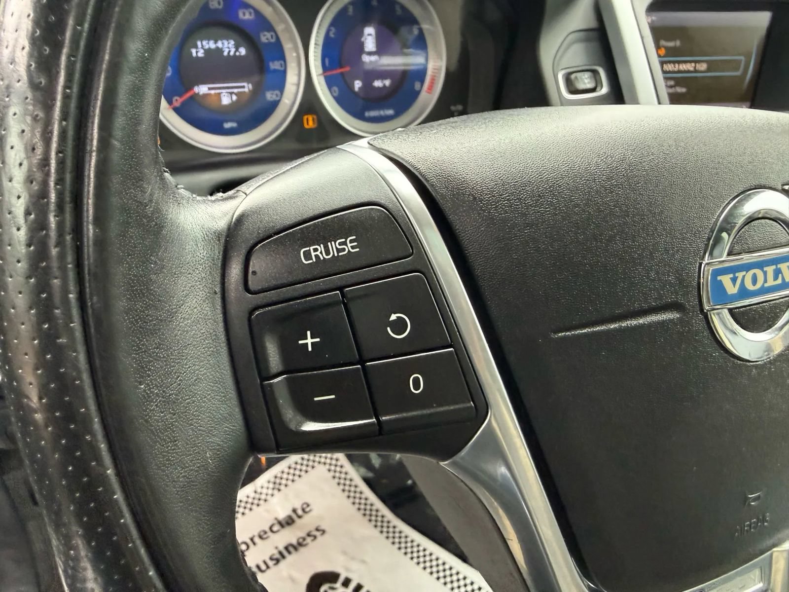 Used 2011 Volvo XC60 T6 R-Design w/ Convenience Pkg AWD/4WD image 21