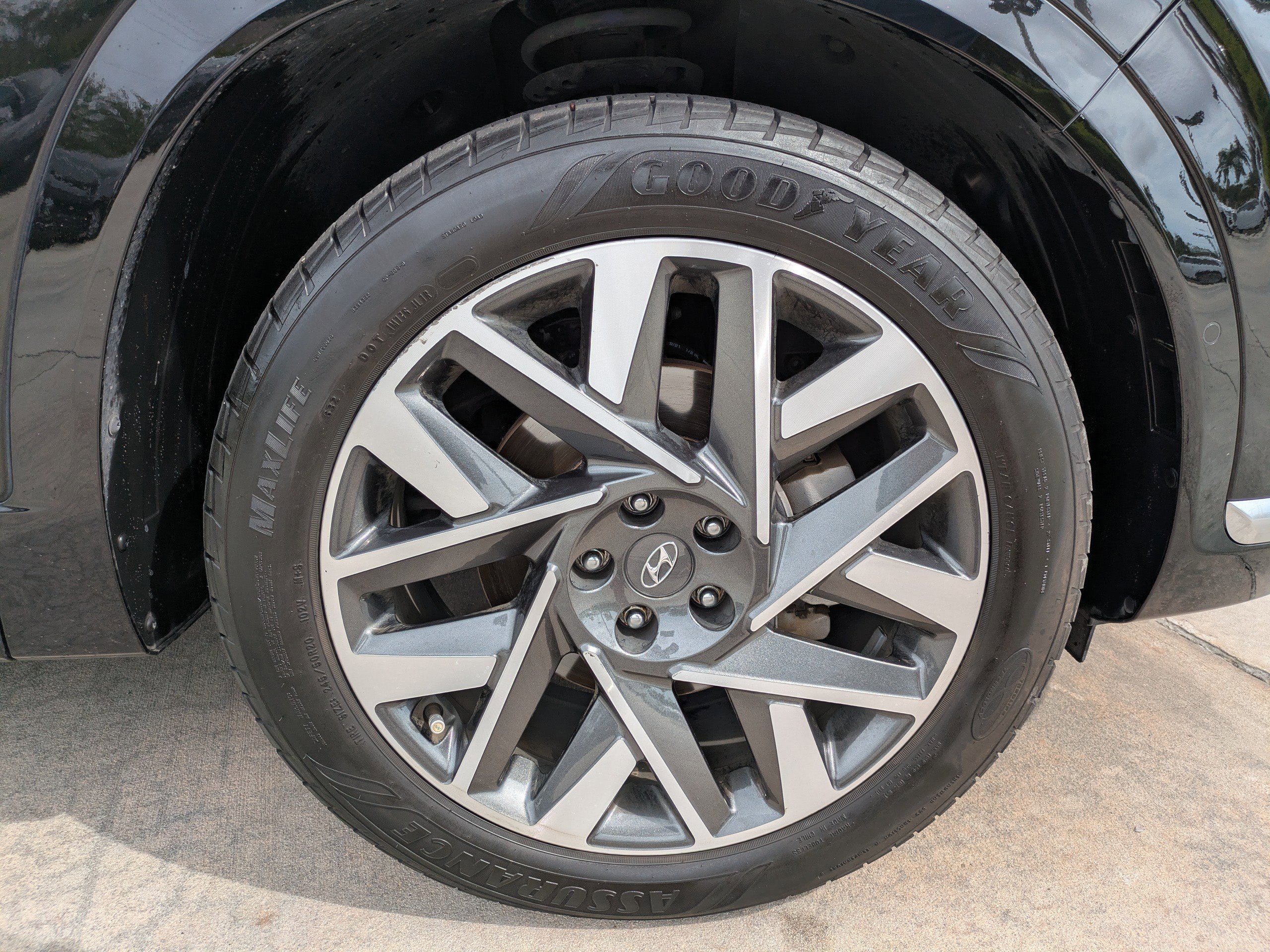 Used 2023 Hyundai Santa Fe Calligraphy FWD image 9