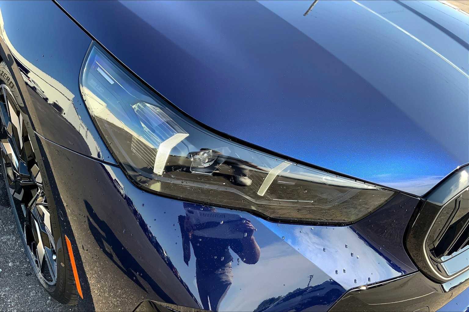 New 2026 BMW 550e xDrive w/ Premium Package image 14