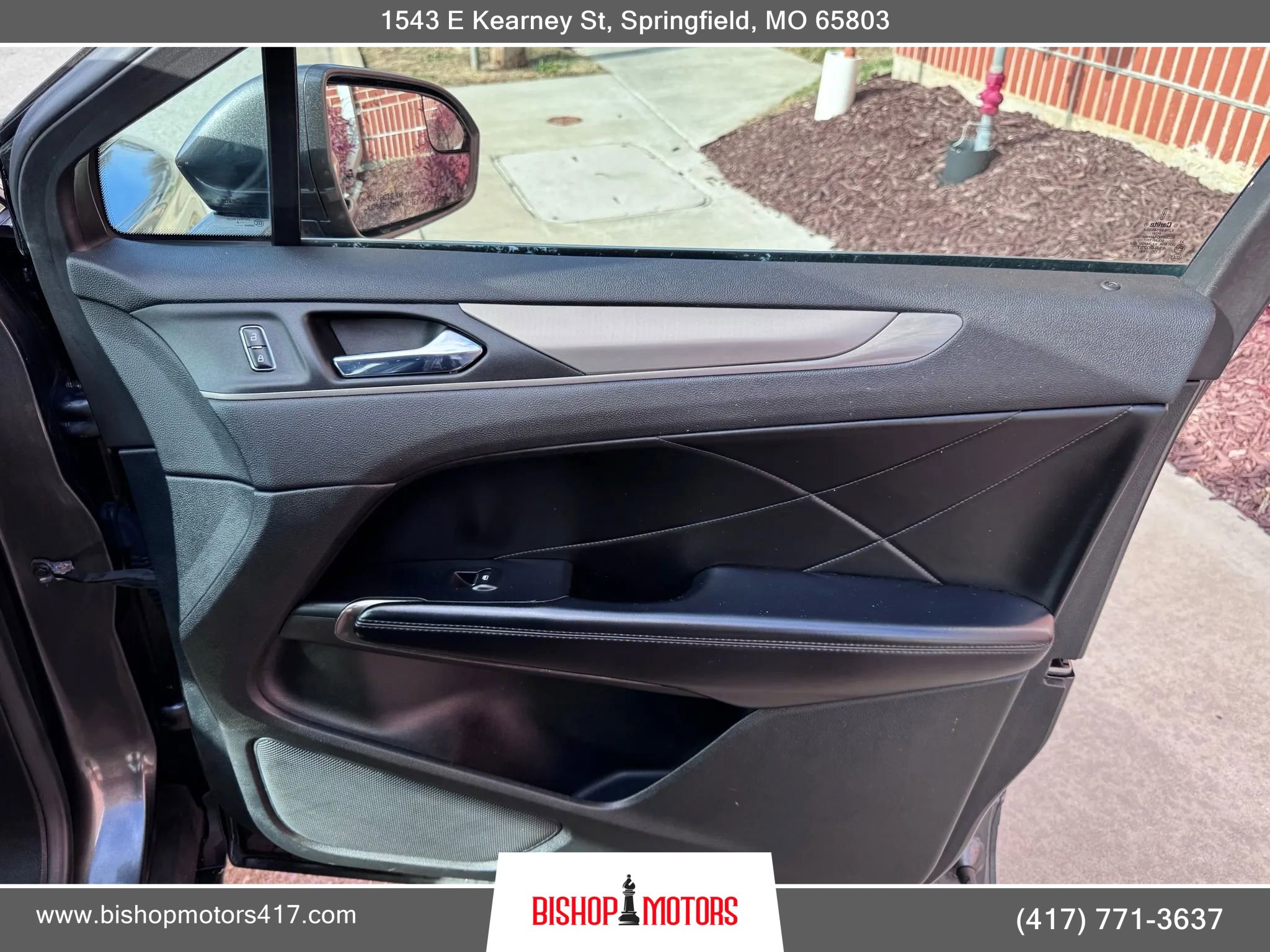 Used 2017 Lincoln MKC Premiere FWD image 22