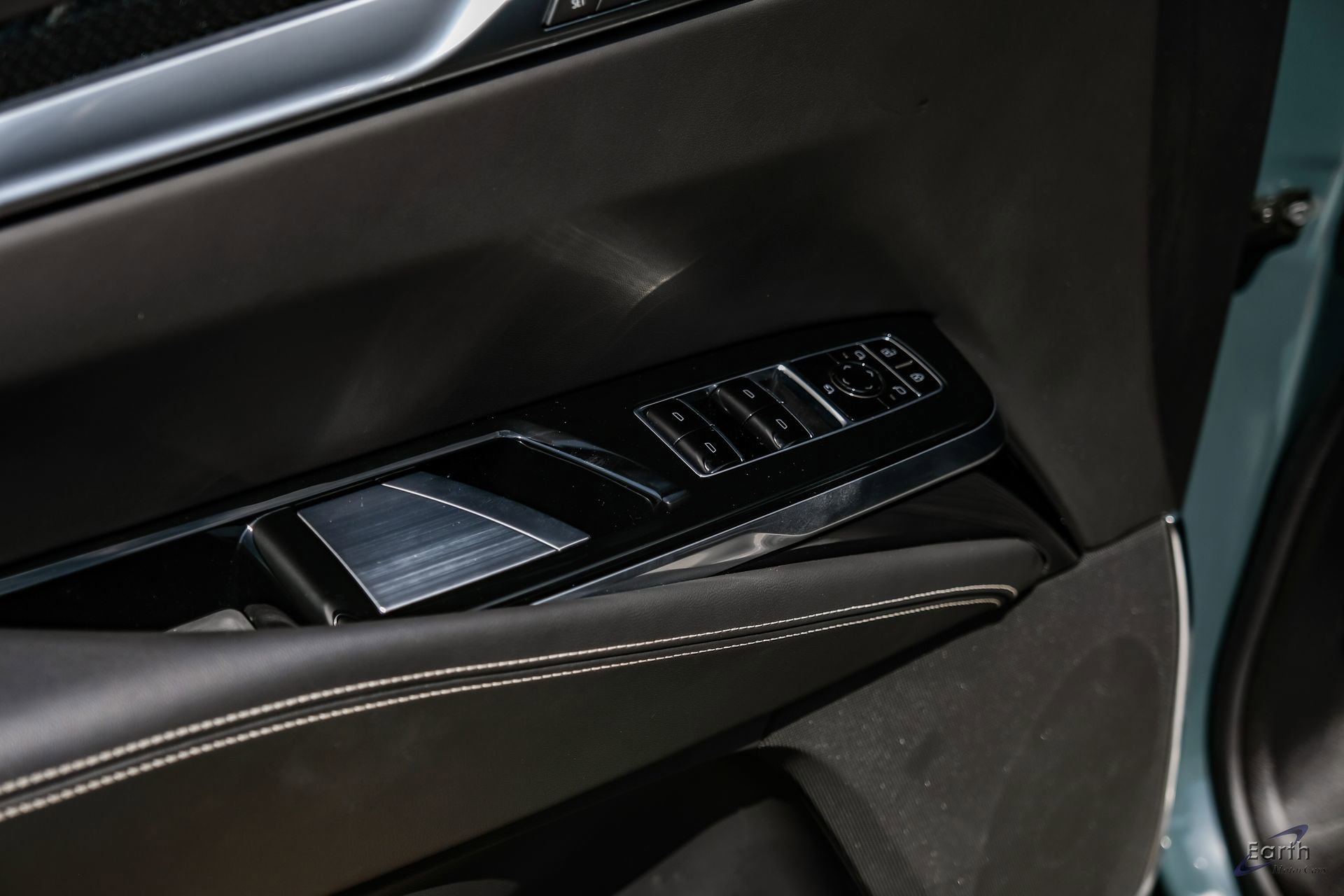 Used 2025 Cadillac Escalade V AWD/4WD image 81