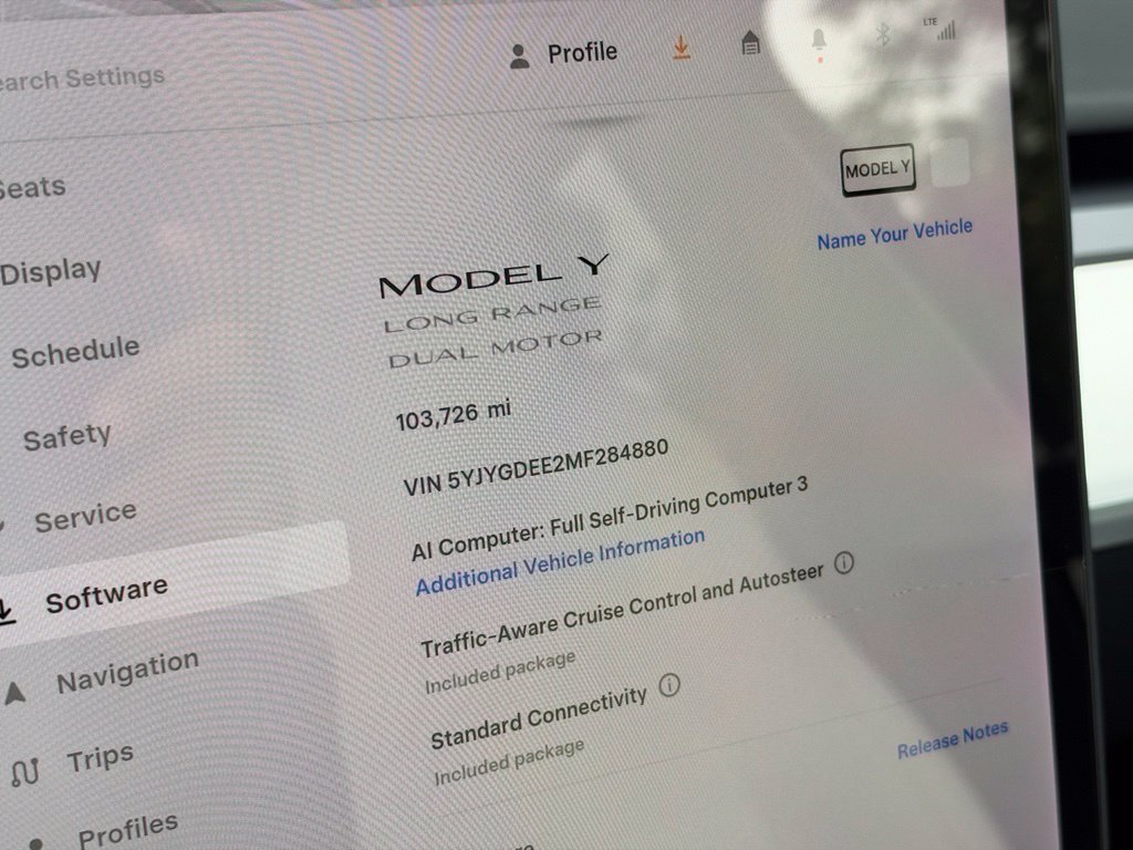 Used 2021 Tesla Model Y Long Range AWD/4WD image 17