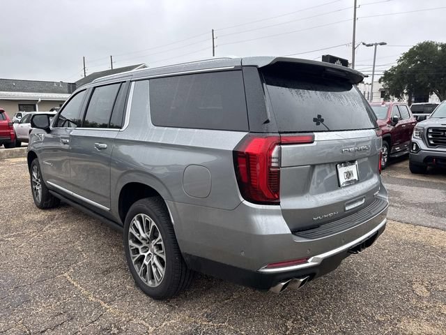 Used 2026 GMC Yukon XL Denali w/ Sun & Power Step Package RWD image 9
