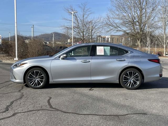 Used 2024 Lexus ES 250 w/ Premium Package image 2