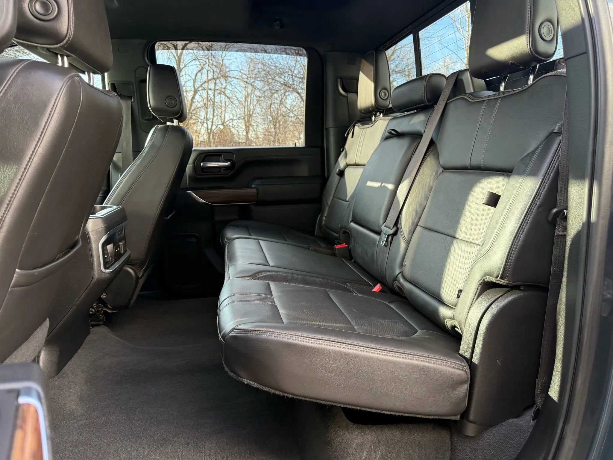 Used 2020 Chevrolet Silverado 2500 High Country w/ Technology Package image 13