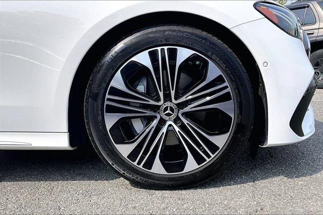 Certified 2025 Mercedes-Benz E 350 4MATIC Sedan image 9