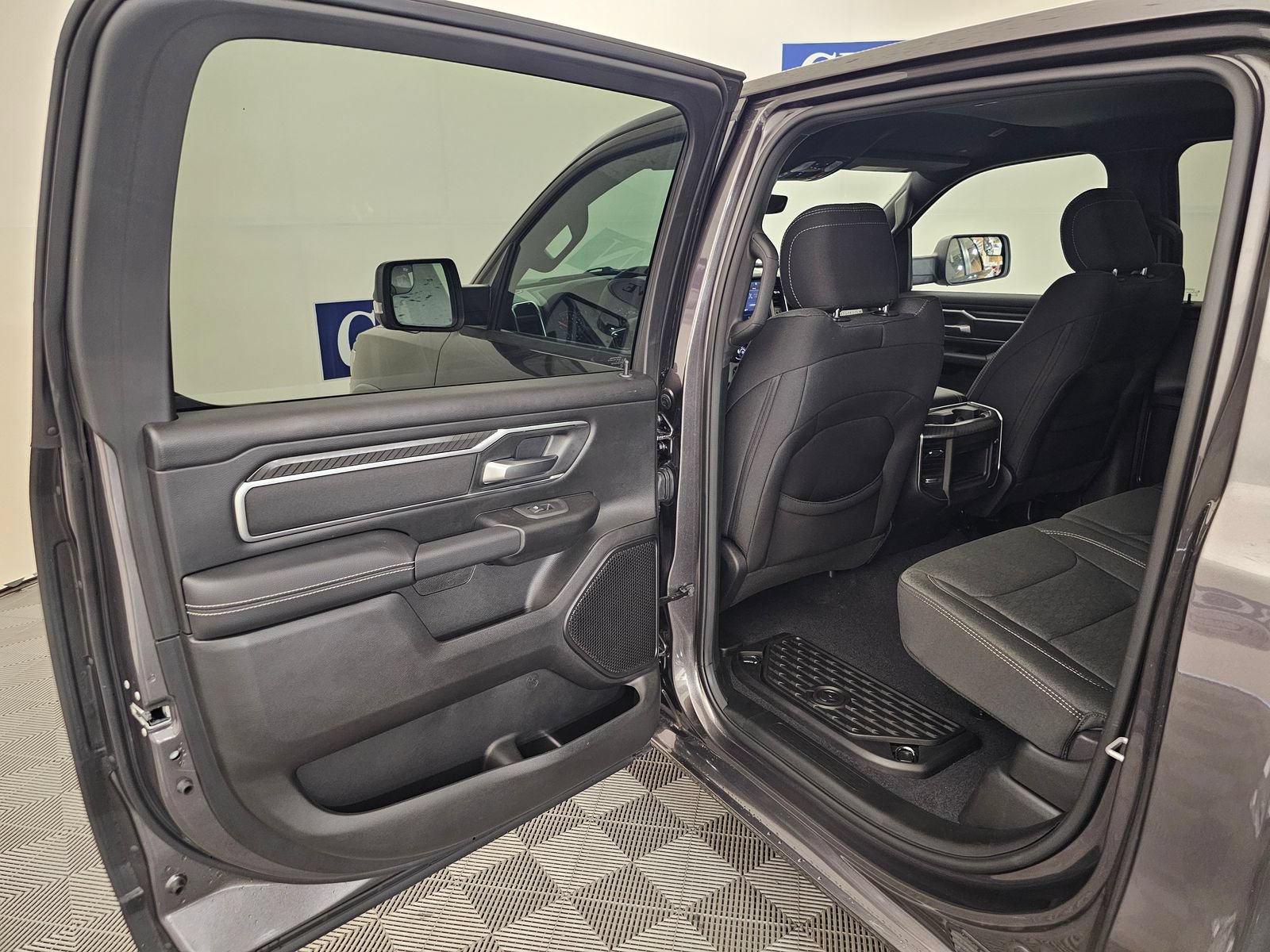 New 2026 RAM 1500 Big Horn AWD/4WD image 19