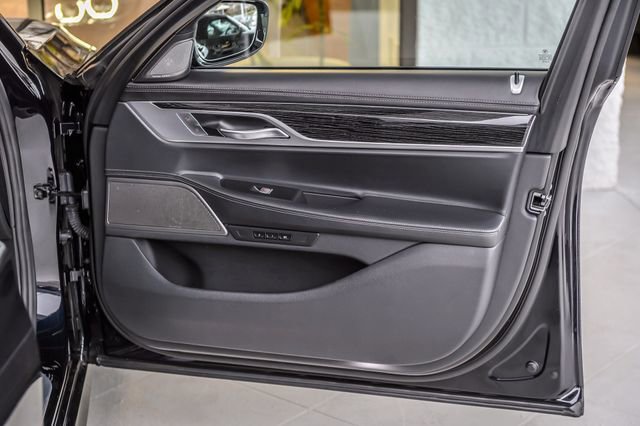Used 2019 BMW 740i w/ Executive Package image 56