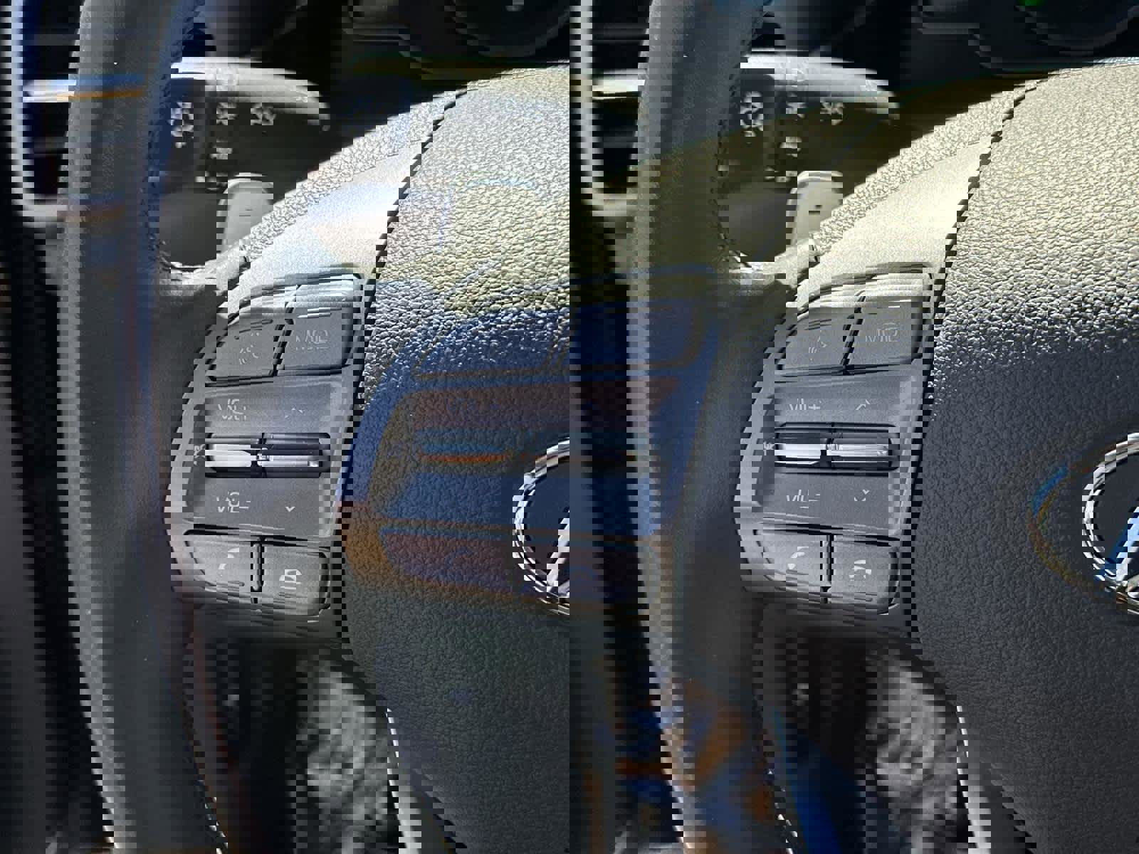 Used 2022 Hyundai Ioniq SE image 23