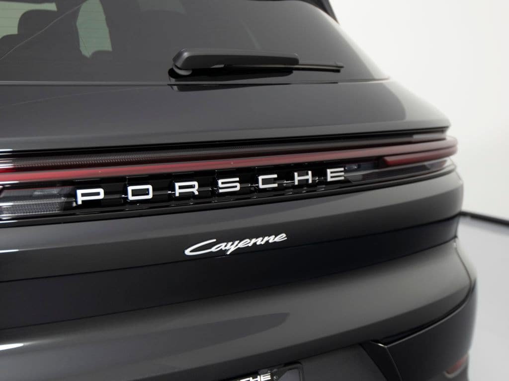New 2026 Porsche Cayenne E-Hybrid AWD/4WD image 41