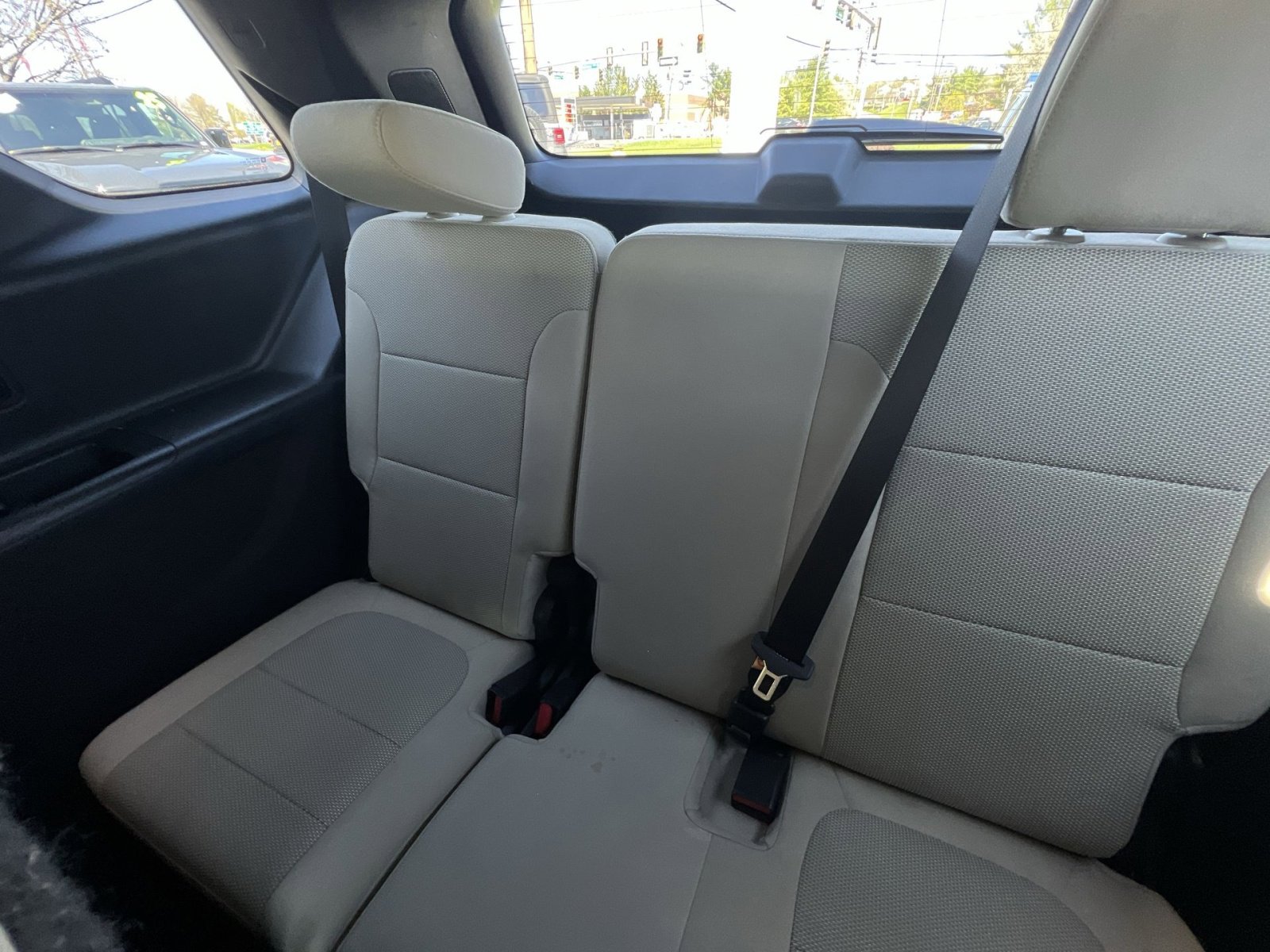 Used 2023 Chevrolet Traverse LS image 24