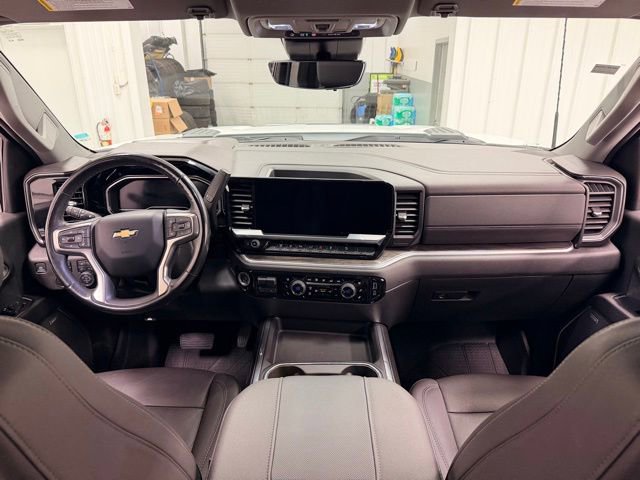 Certified 2024 Chevrolet Silverado 3500 LTZ w/ LTZ Plus Package AWD/4WD image 21