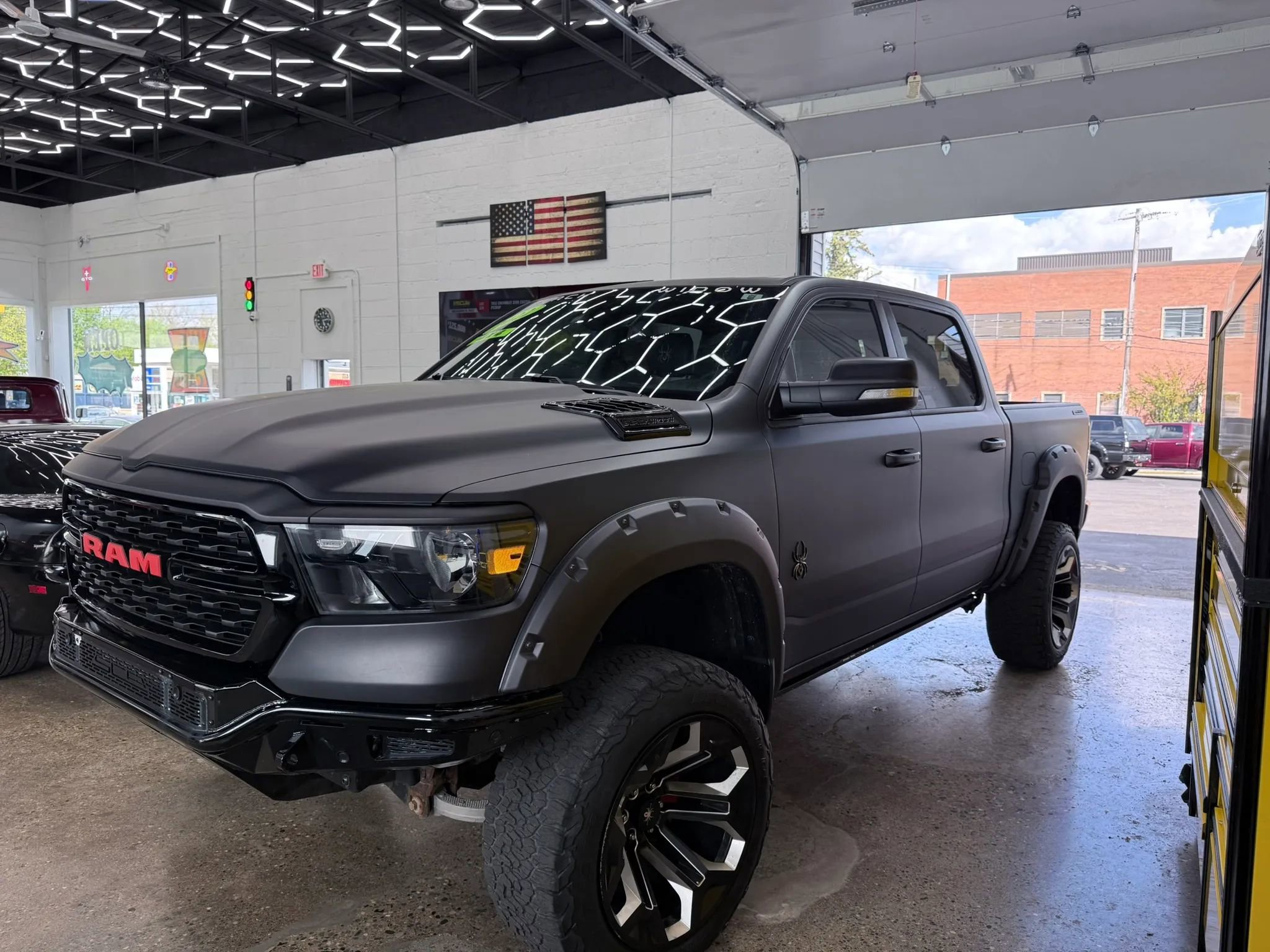 Used 2022 RAM 1500 Big Horn AWD/4WD image 22