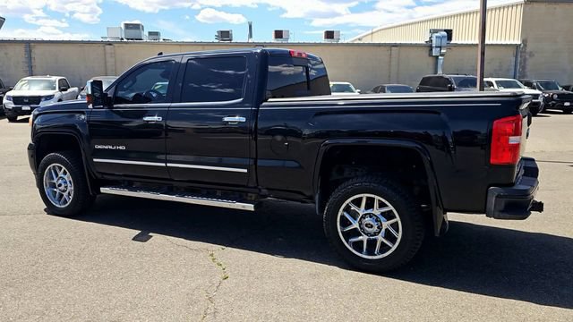 Used 2016 GMC Sierra 2500 Denali w/ Driver Alert Package AWD/4WD image 7