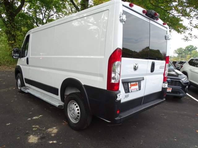Used 2025 RAM ProMaster 2500 w/ U-Haul Equipment Group FWD image 15