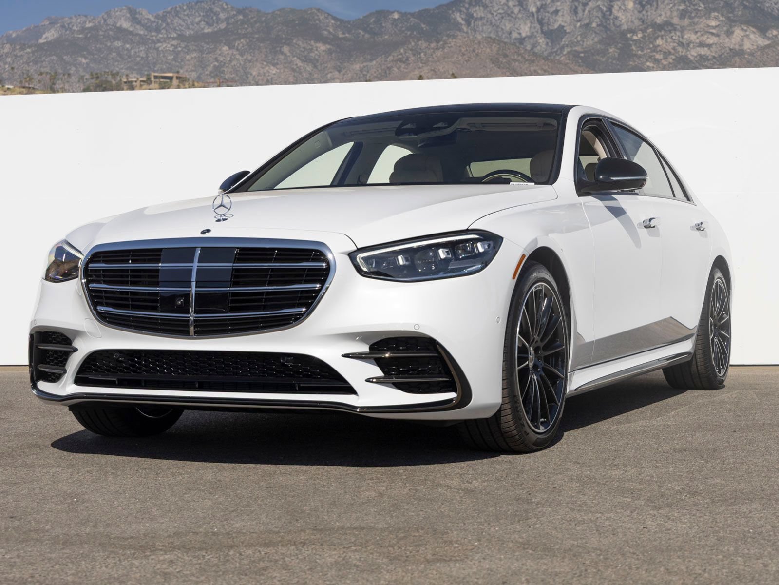 New 2026 Mercedes-Benz S 580 4MATIC Sedan image 1