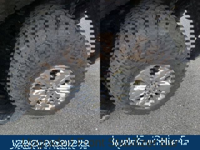 Used 2018 Ford F150 Lariat w/ Equipment Group 502A Luxury AWD/4WD image 24