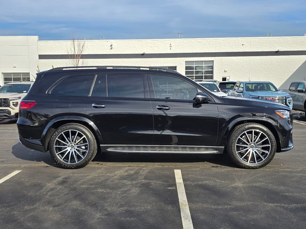 Used 2024 Mercedes-Benz GLS 450 4MATIC image 12