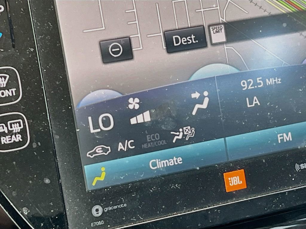 Used 2022 Toyota Prius Limited FWD image 16