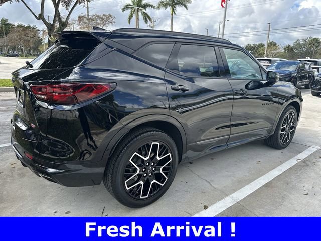 Certified 2025 Chevrolet Blazer RS w/ Driver Confidence II Package image 20