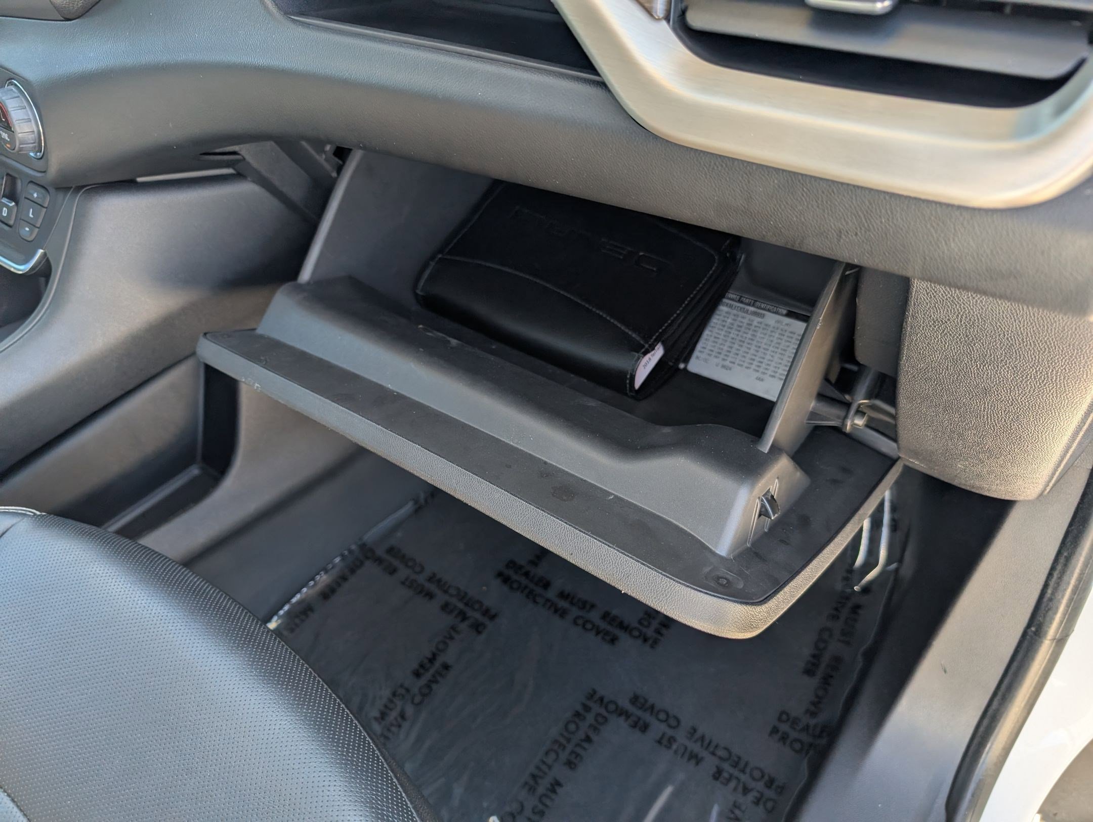 Used 2018 GMC Terrain Denali w/ Comfort Package image 32