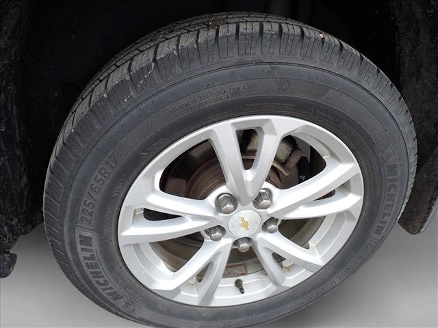 Used 2017 Chevrolet Equinox LT w/ Convenience Package AWD/4WD image 9