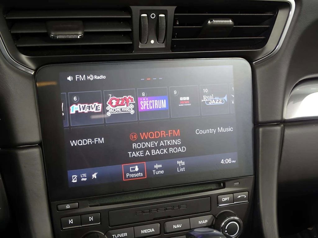 Used 2019 Porsche 911 Carrera S image 33