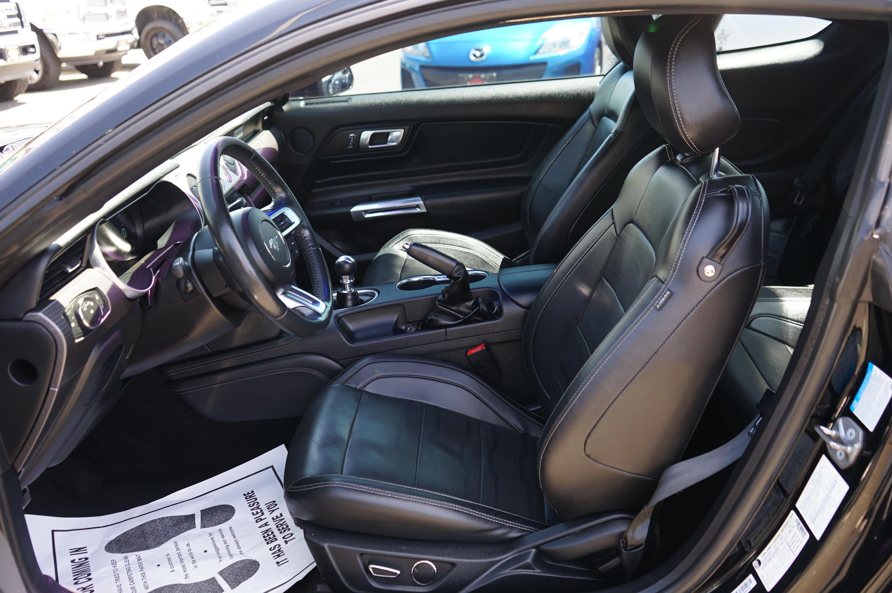 Used 2018 Ford Mustang GT Premium w/ GT Performance Package RWD image 12