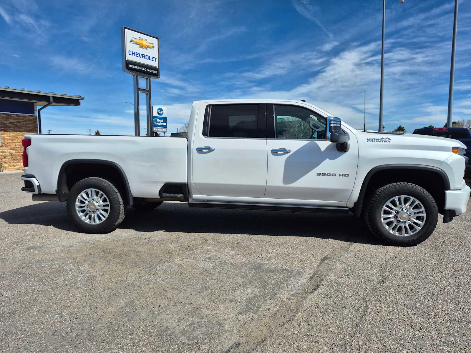Used 2023 Chevrolet Silverado 3500 High Country w/ Technology Package image 2