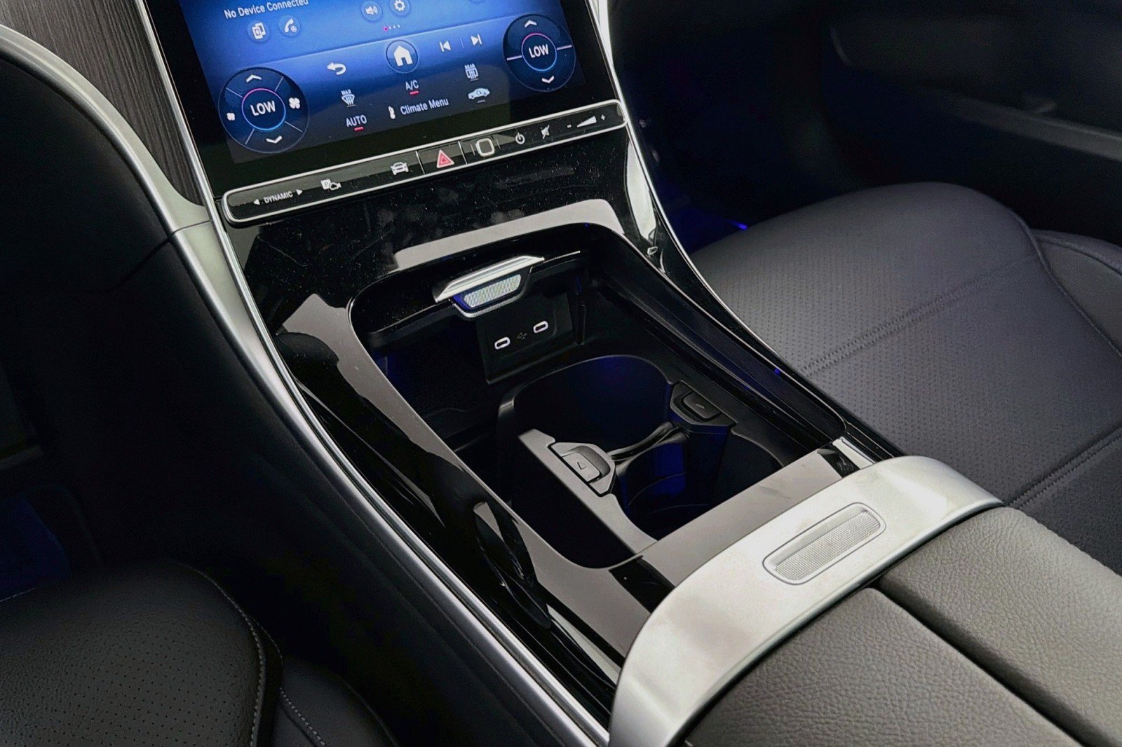 New 2026 Mercedes-Benz C 300 Sedan image 5