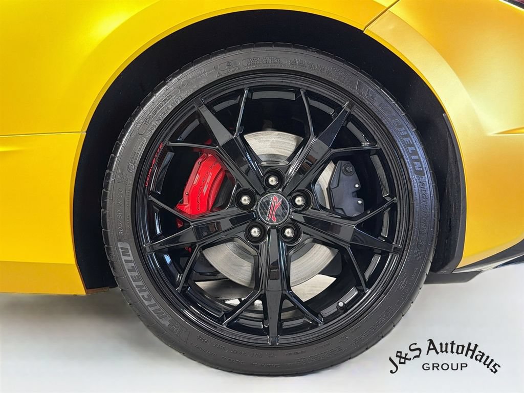 Used 2023 Chevrolet Corvette Stingray Coupe w/ Z51 Performance Package RWD image 35
