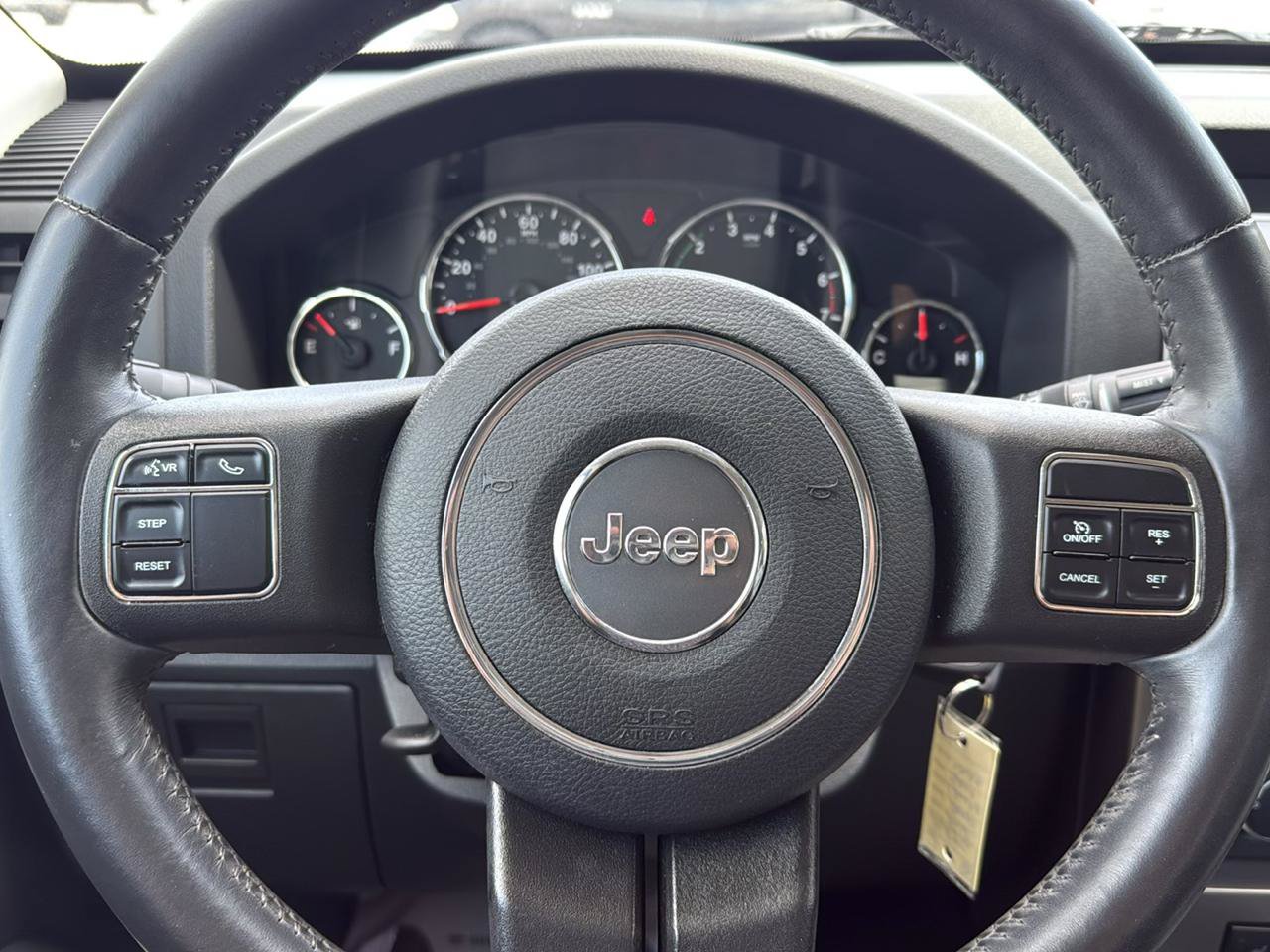 Used 2012 Jeep Liberty Sport RWD image 31