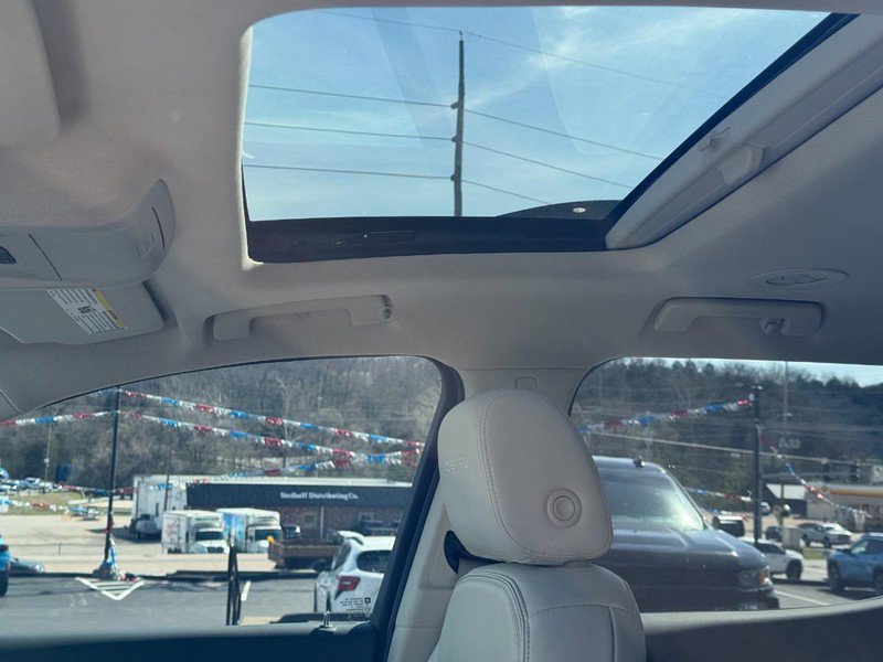 Used 2022 GMC Acadia Denali w/ Denali Technology Package image 23