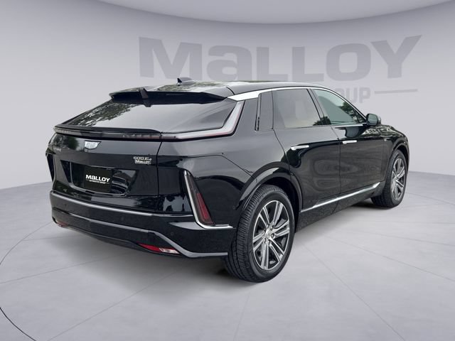 Certified 2024 Cadillac Lyriq Luxury w/ LPO, Floor Liner Package AWD/4WD image 5