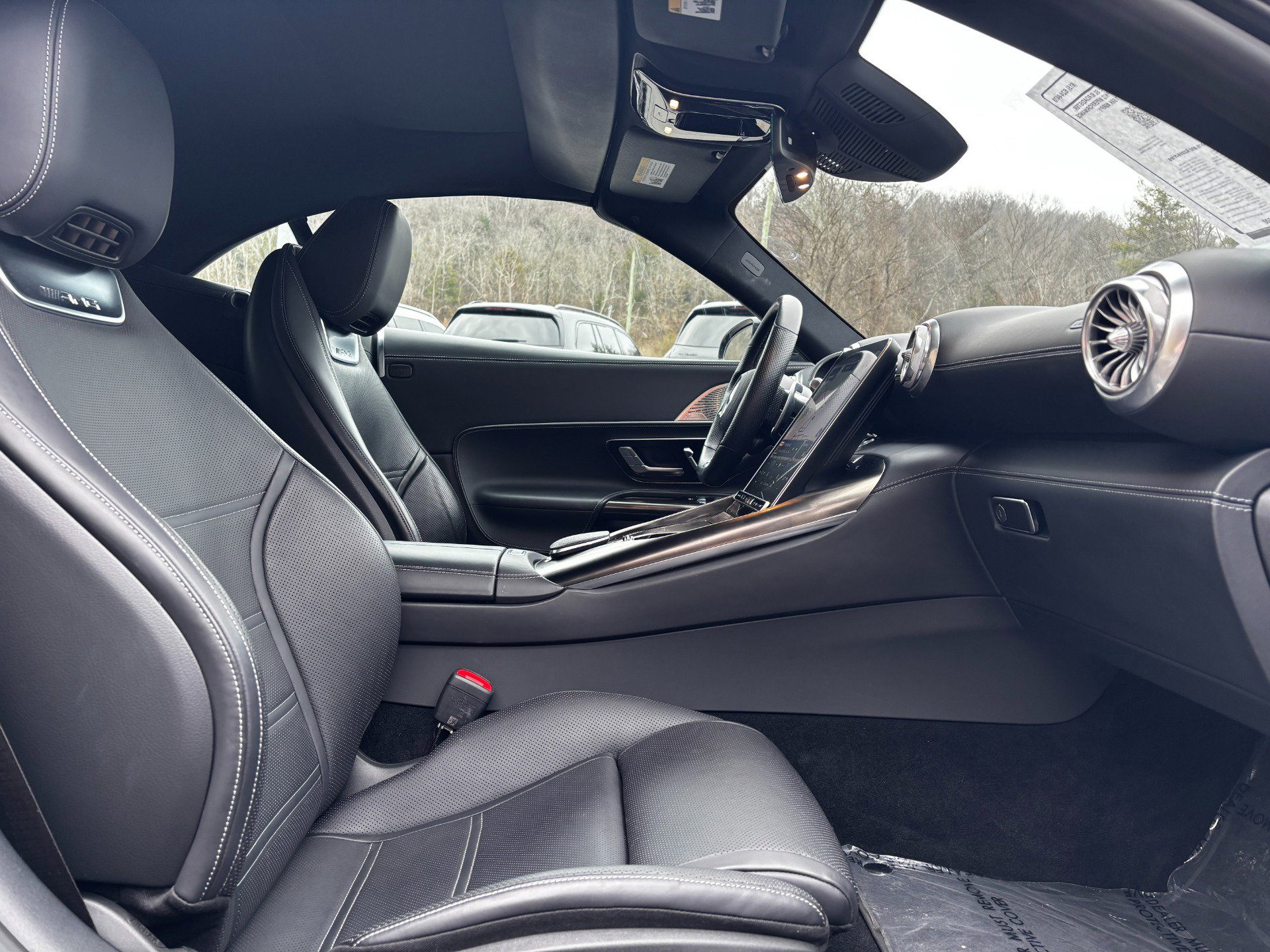 Used 2022 Mercedes-Benz SL 63 AMG 4MATIC w/ Driver Assistance Package image 20